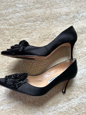 Manolo Blahnik Black Satin Rosette Heels Size 38
